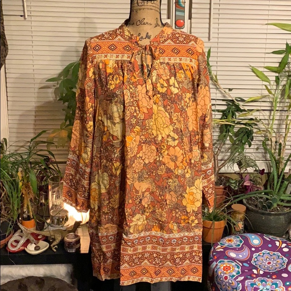 NWT. Dress. Size L.